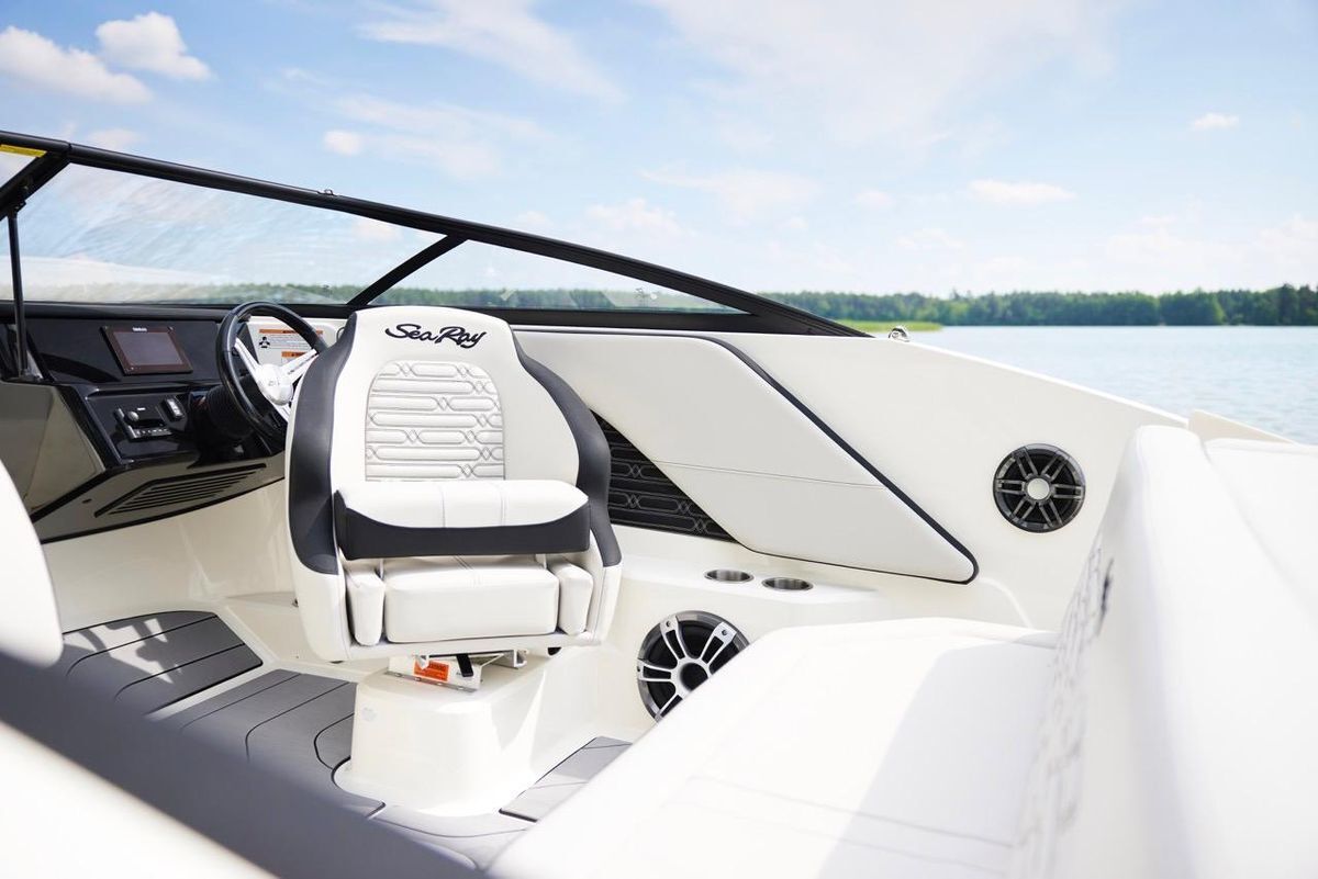 Sea Ray SPX 190 New Model 2025 — foto 12 van 20