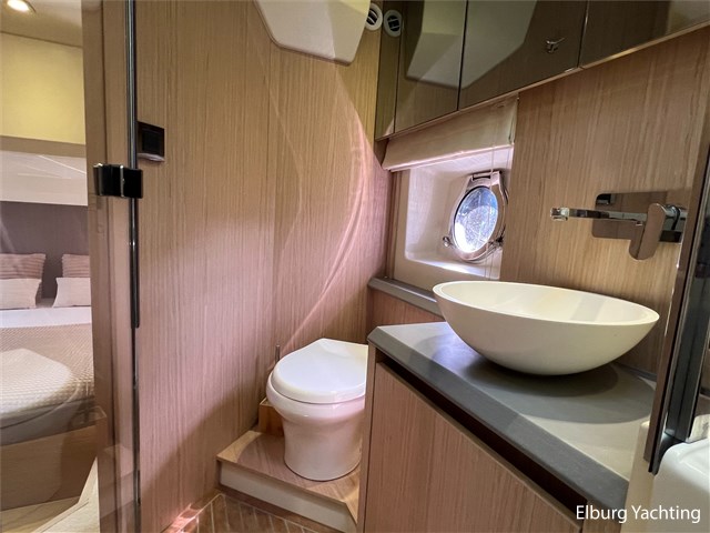 Beneteau Monte Carlo 5S — foto 24 van 75
