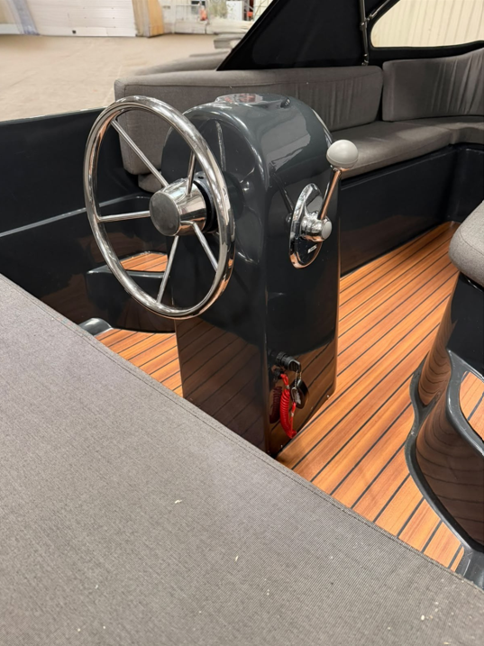 Admiral 440 incl. Suzuki 9.9pk en NIEUWE CABRIOKAP! — foto 4 van 5