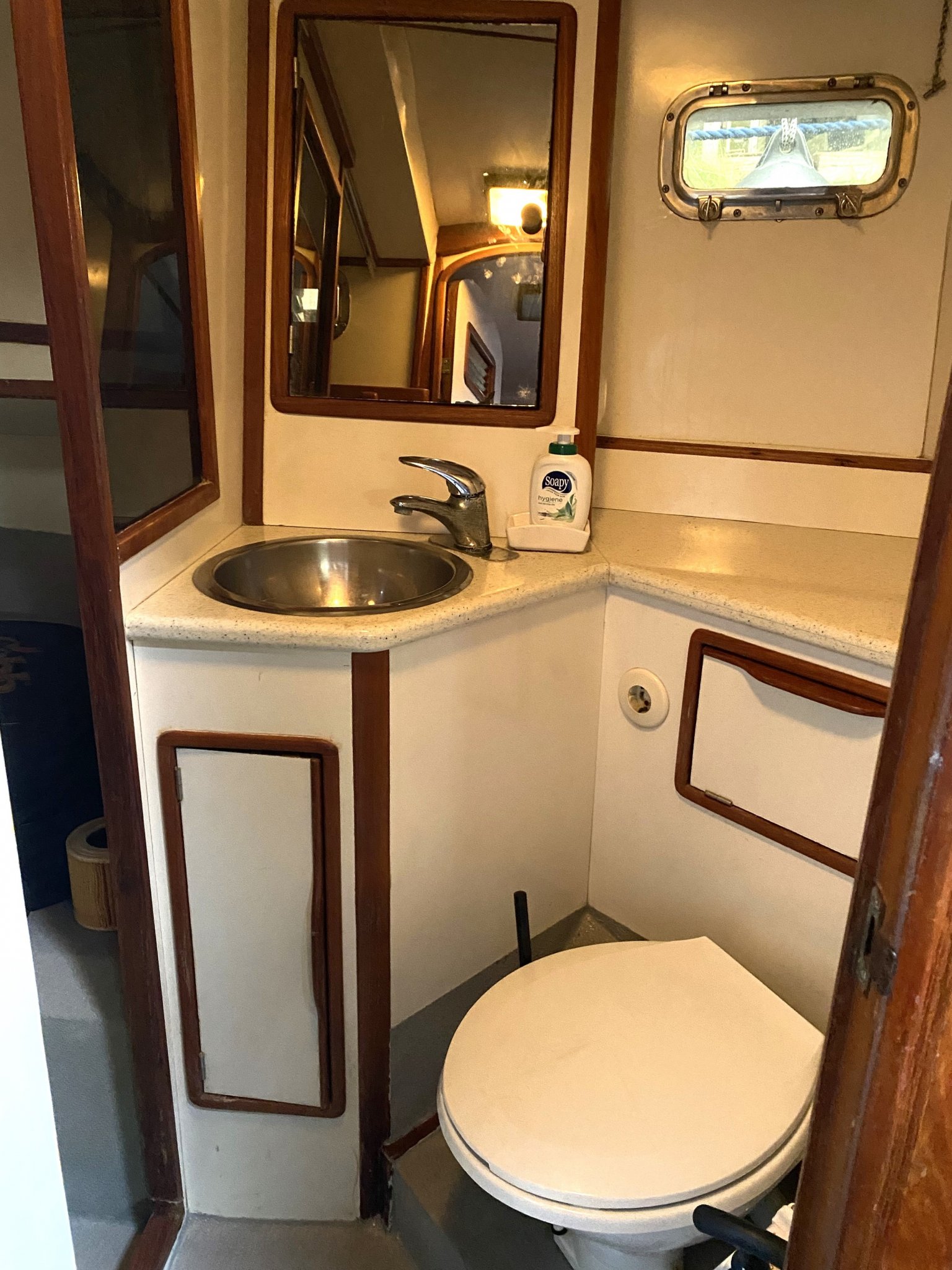 Irwin 49 Blue Water Cruiser — foto 35 van 35