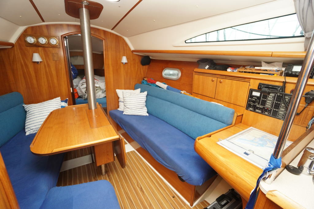 Jeanneau Sun Odyssey 32 — foto 19 van 26
