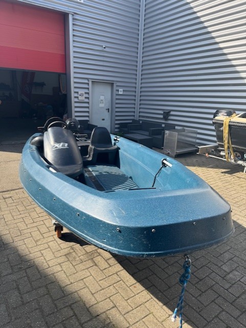 River 420XR met Mercury F9,9EL — foto 4 van 5