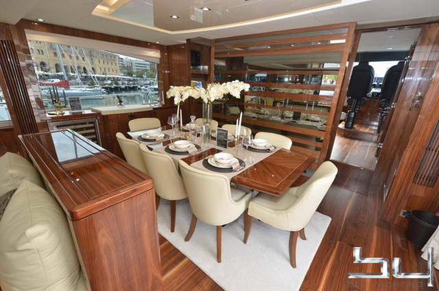 Sunseeker 86 Yacht — foto 7 van 12