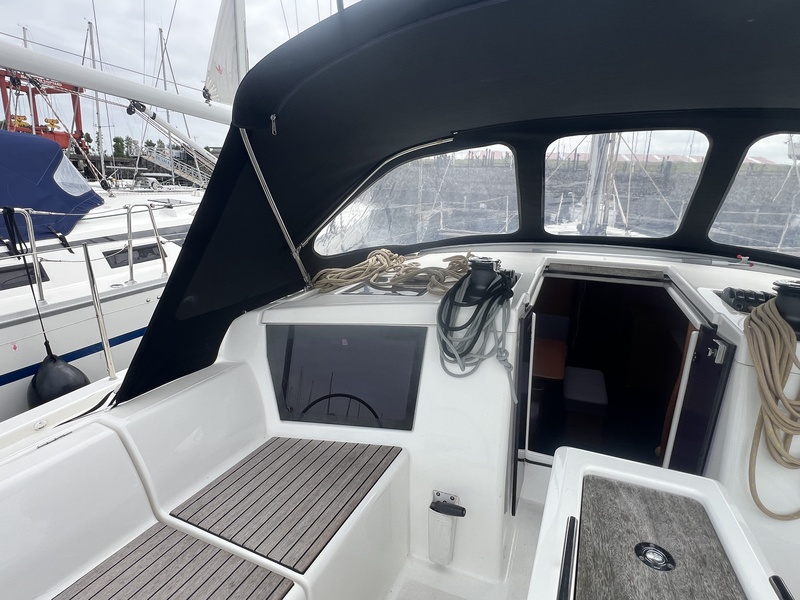 Dufour 430 GL — foto 49 van 63