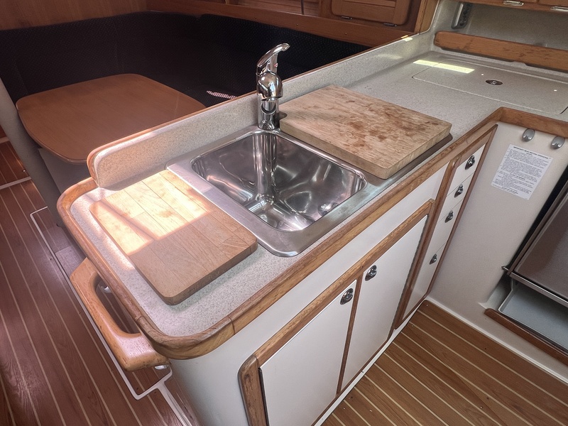 Catalina 34 MK II — foto 16 van 50