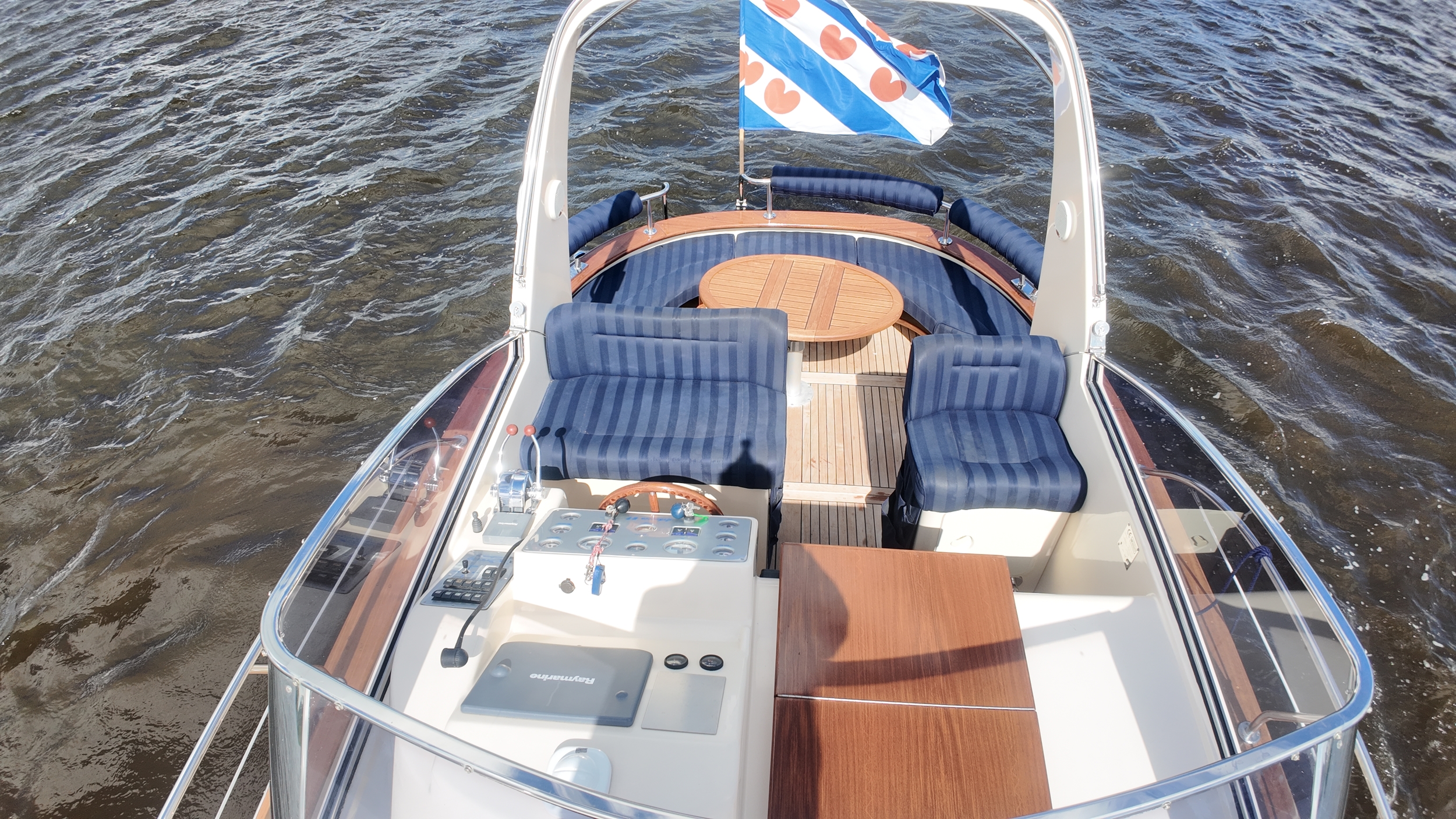Antaris Mare Libre 940 — foto 14 van 32