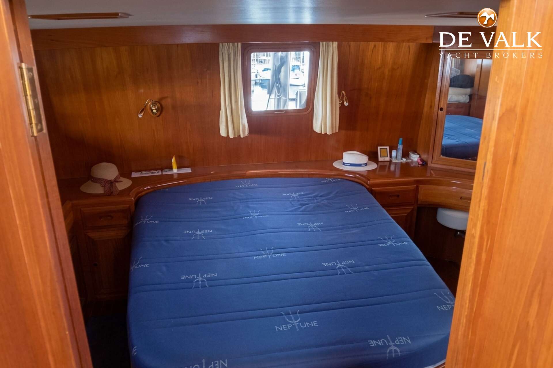 Ocean Alexander 44 Motoryacht — foto 35 van 36