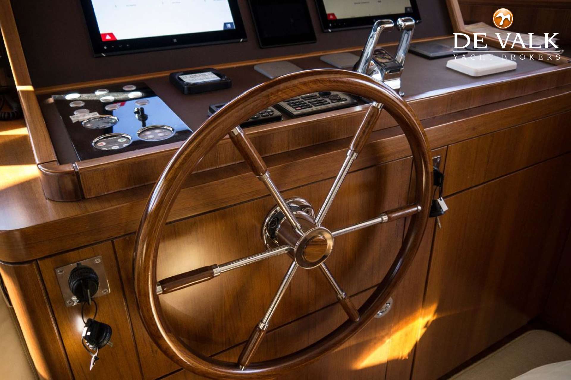 Favaro Yachts Explorer 76 — foto 36 van 38