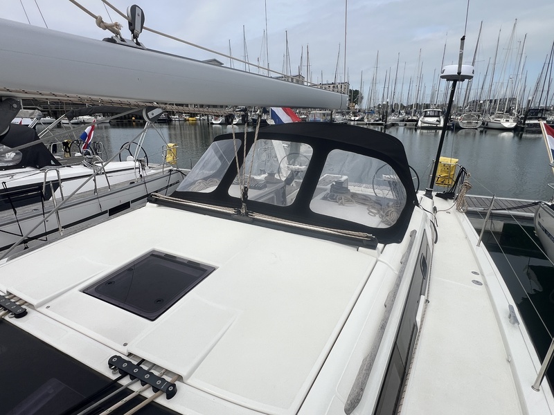 Dufour 430 GL — foto 40 van 63