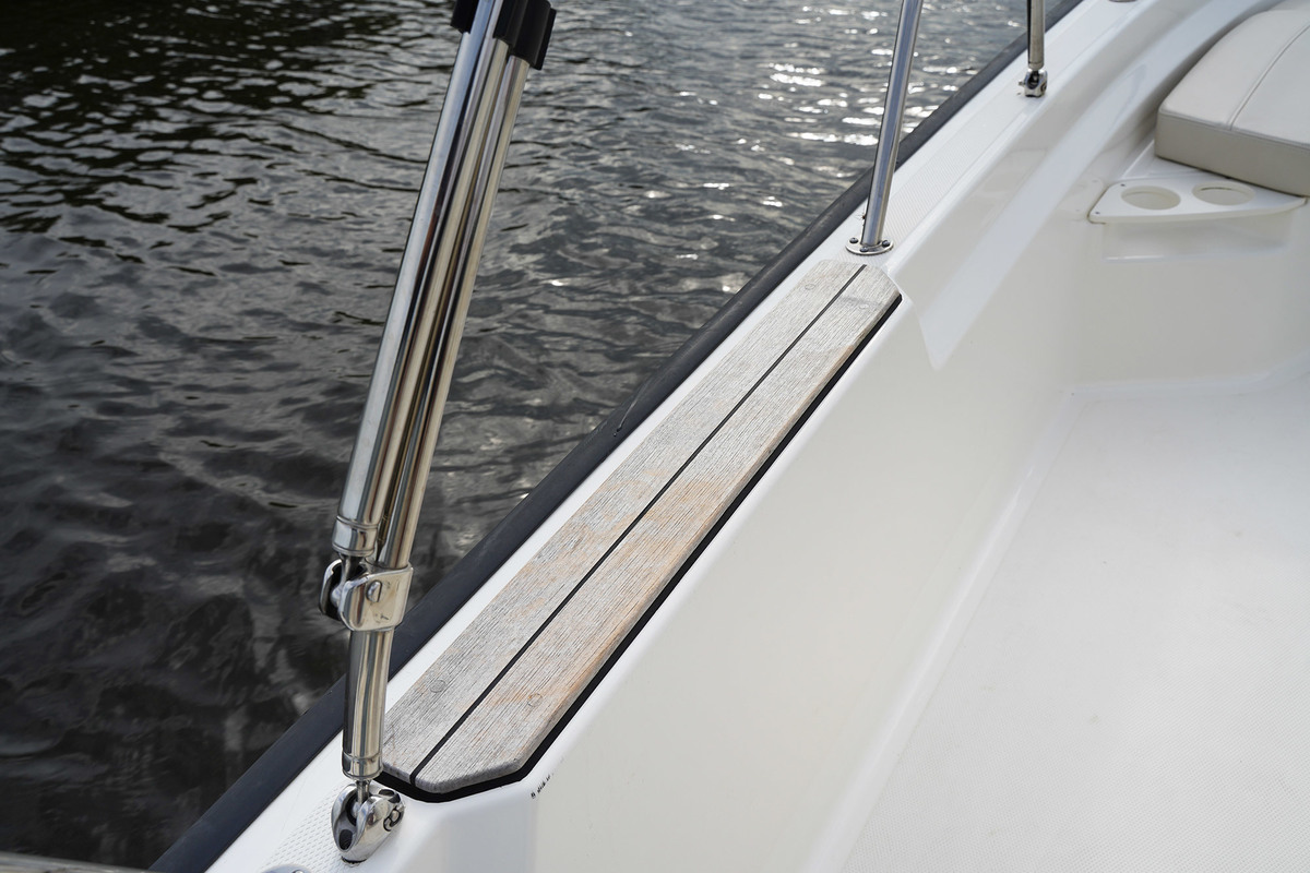 Boston Whaler 190 Montauk — foto 32 van 40