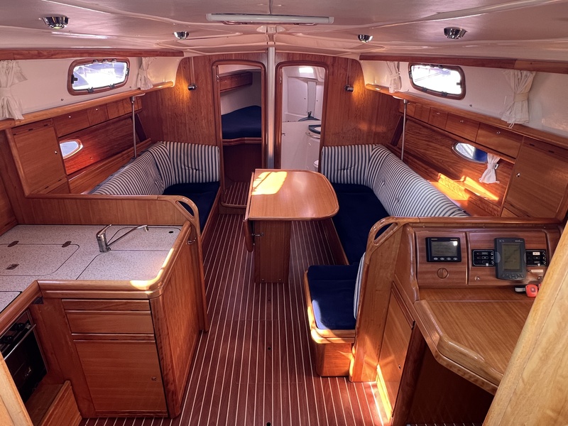 Bavaria 37-3 Cruiser — foto 2 van 48