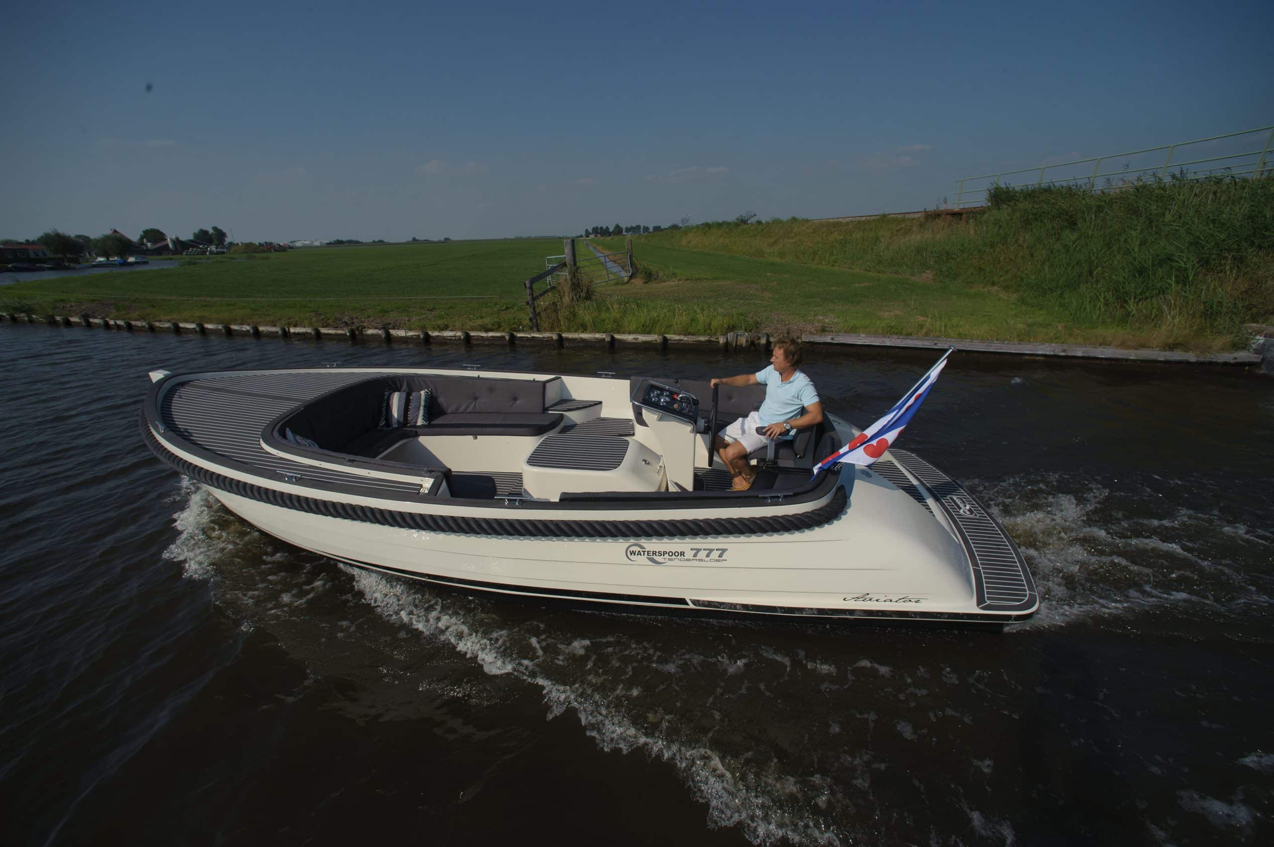Waterspoor 777 Aviator — foto 6 van 16