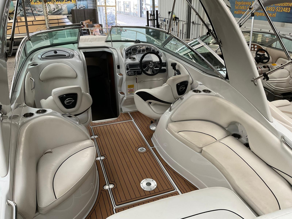 Crownline 275 CCR — foto 10 van 33
