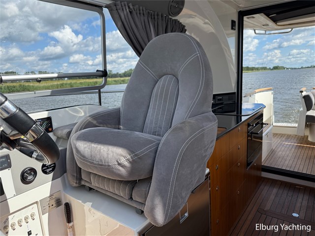 Marex 375 — foto 18 van 97
