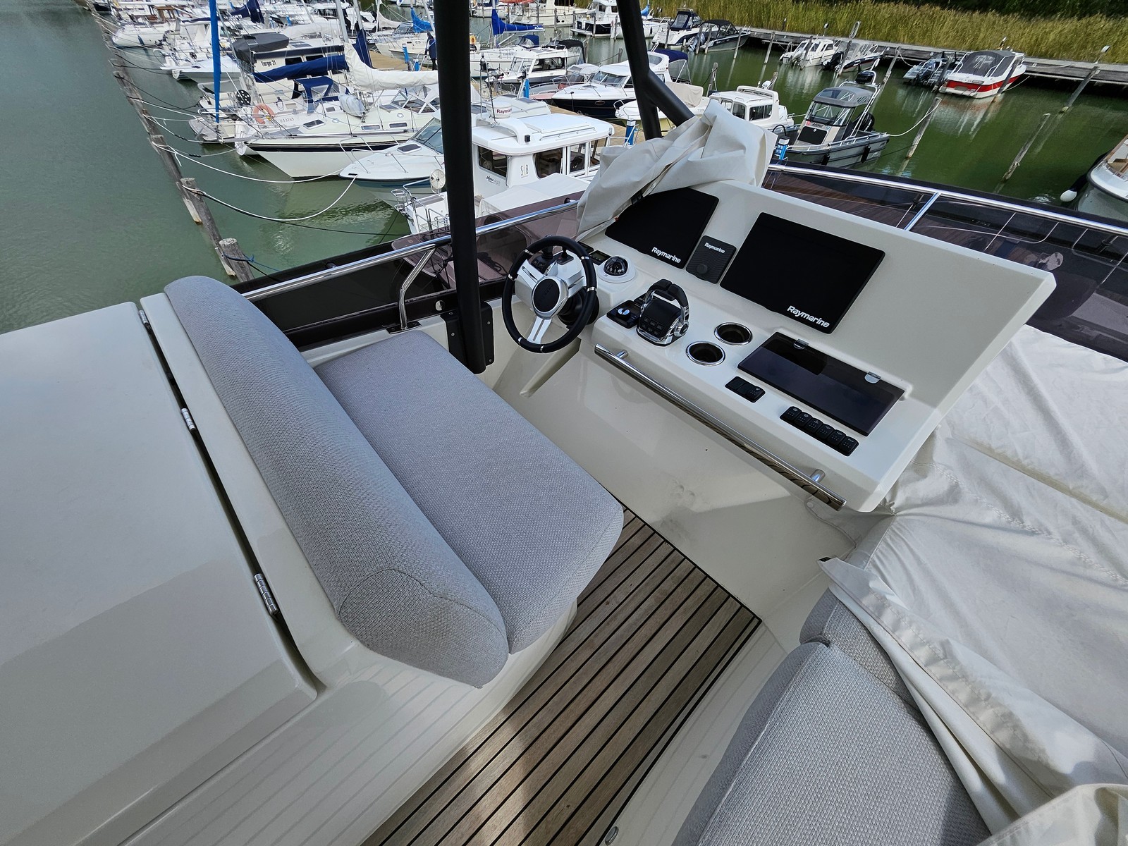 Prestige 520 — foto 10 van 24