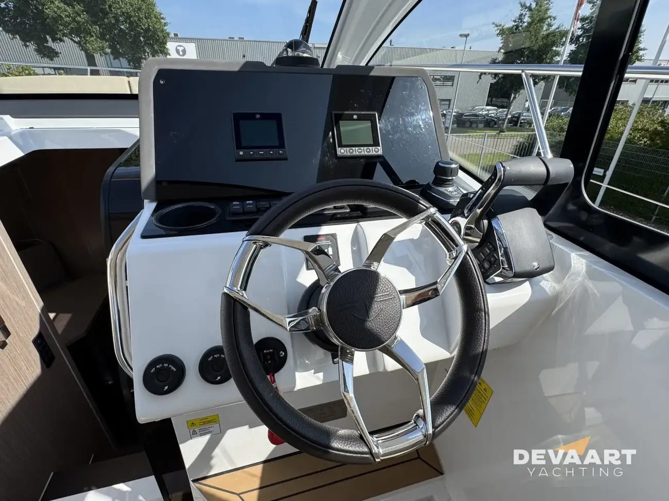 Sealine S335 — foto 6 van 32