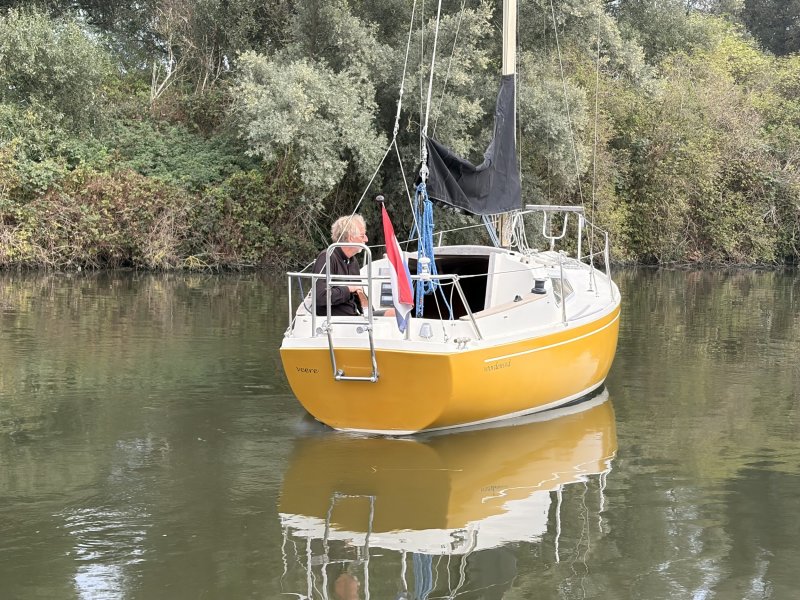 Hallberg Rassy 24 Misil II — foto 9 van 12