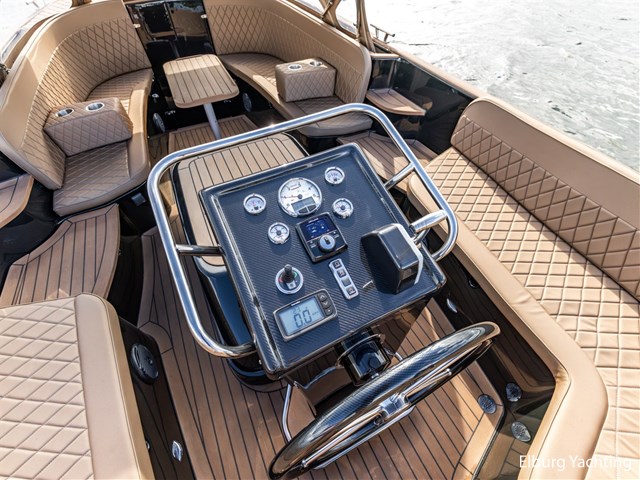 Waterspoor 717 Aviator — foto 7 van 48