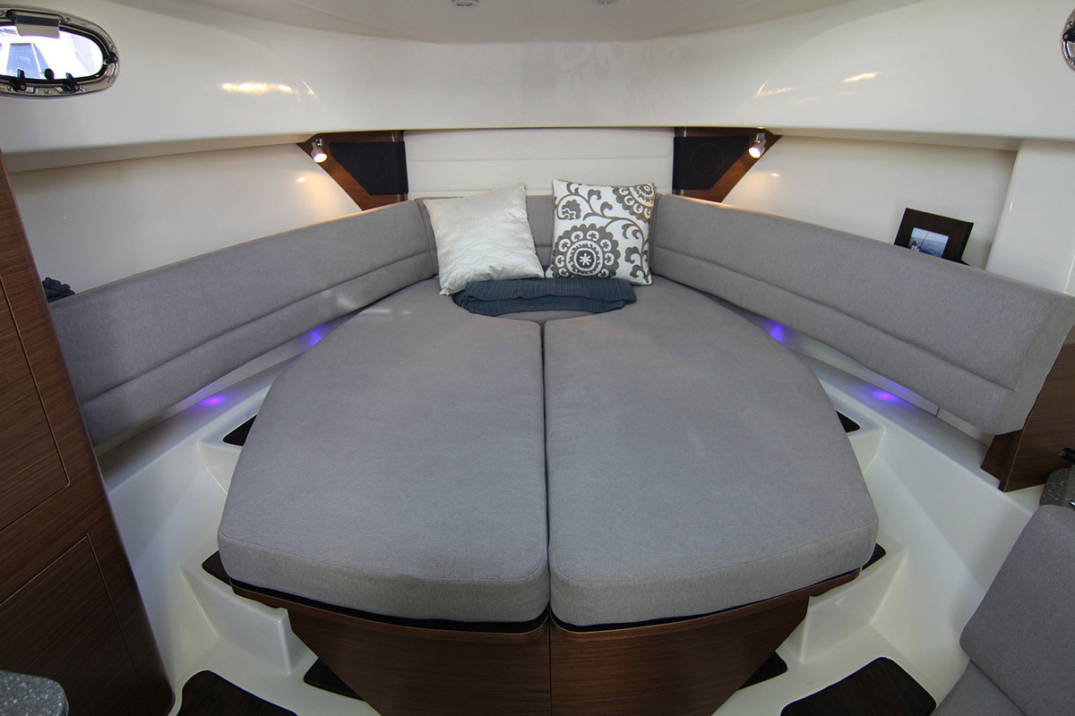 Boston Whaler 345 Conquest — foto 12 van 16
