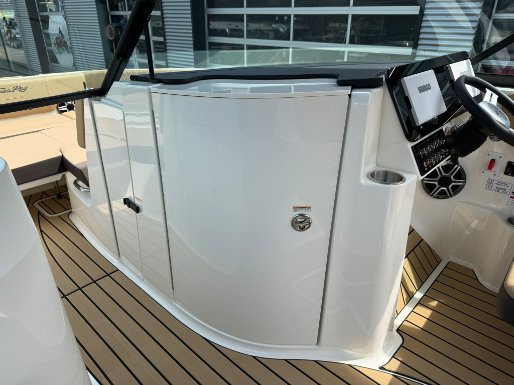 Sea Ray SDX 230 — foto 29 van 50