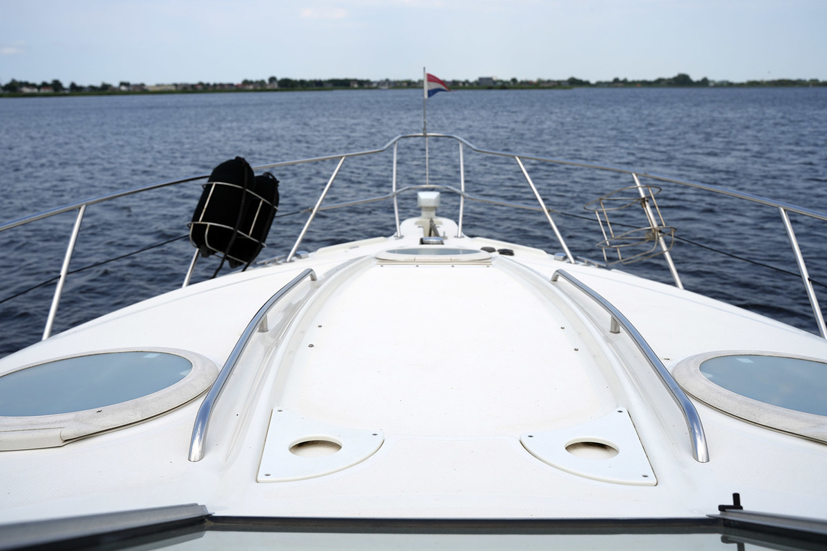 Maxum 3300 SCR — foto 7 van 44