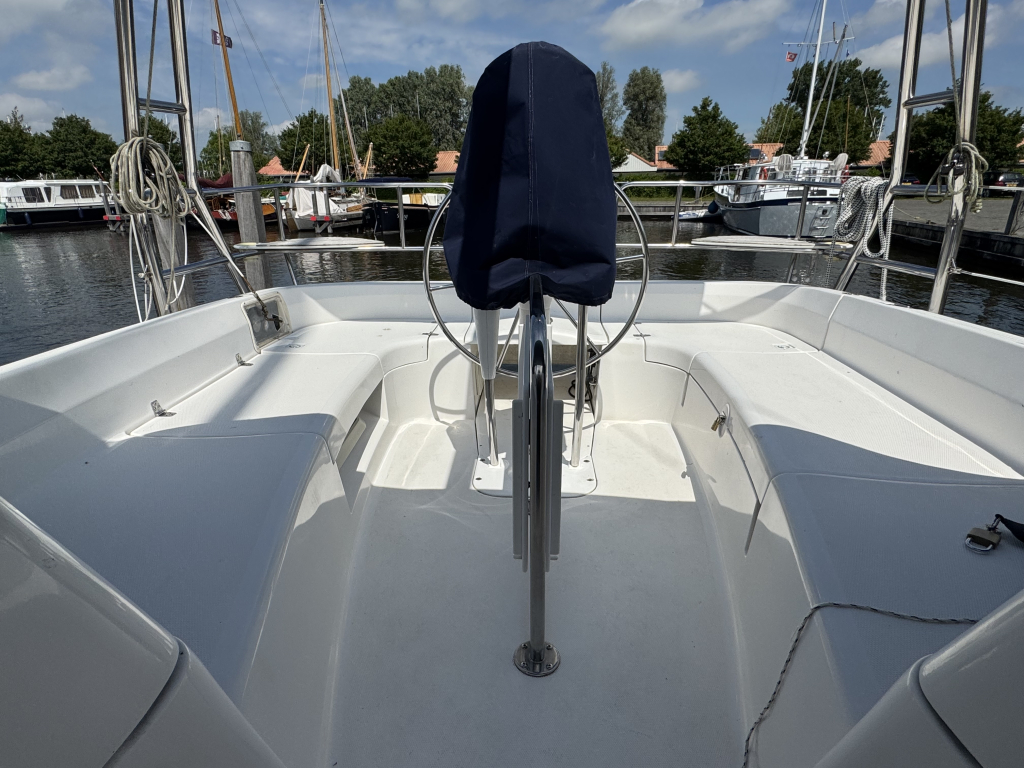 Hunter 356 — foto 27 van 72
