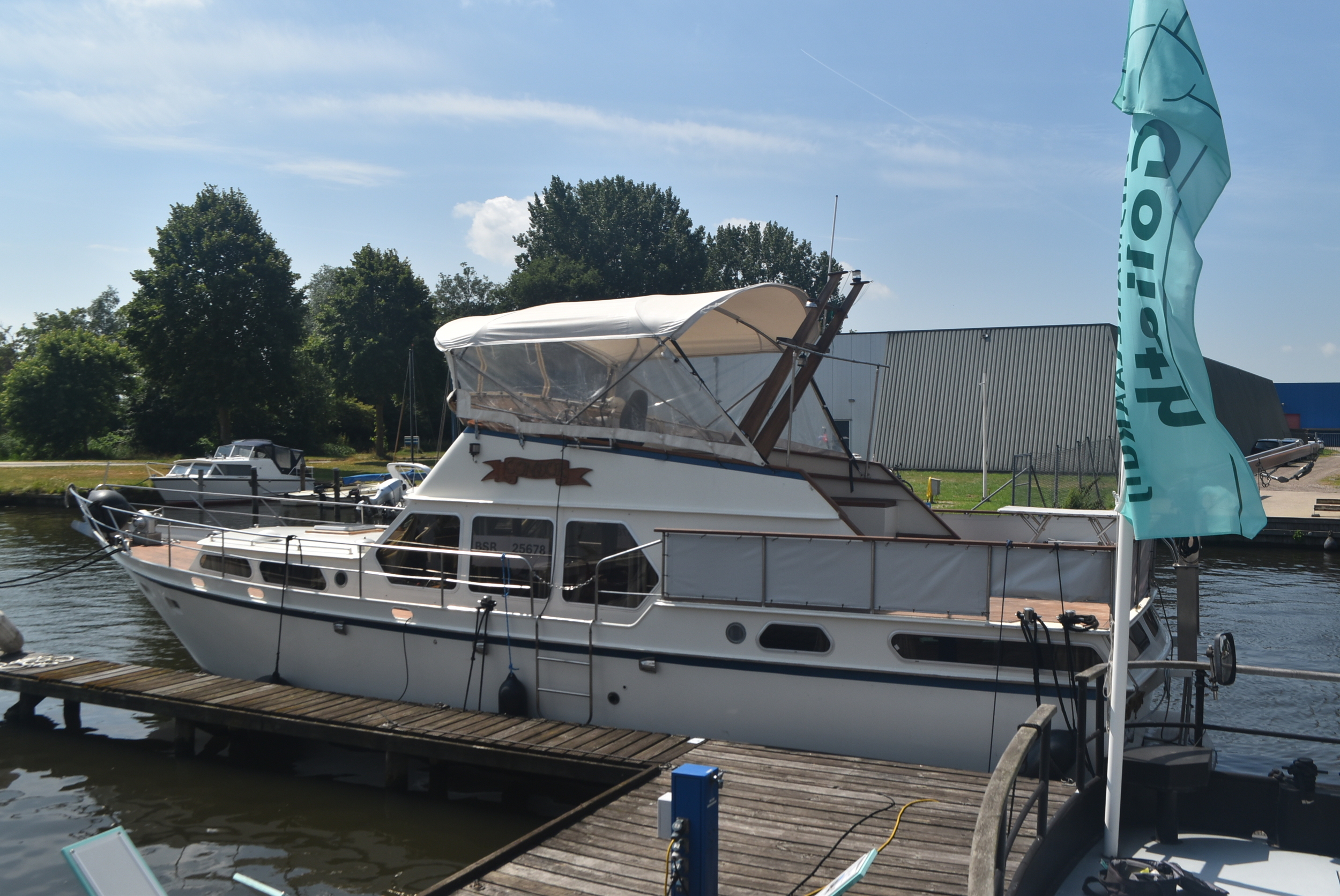 Van Der Valk 1300 Fly Bridge — foto 2 van 27