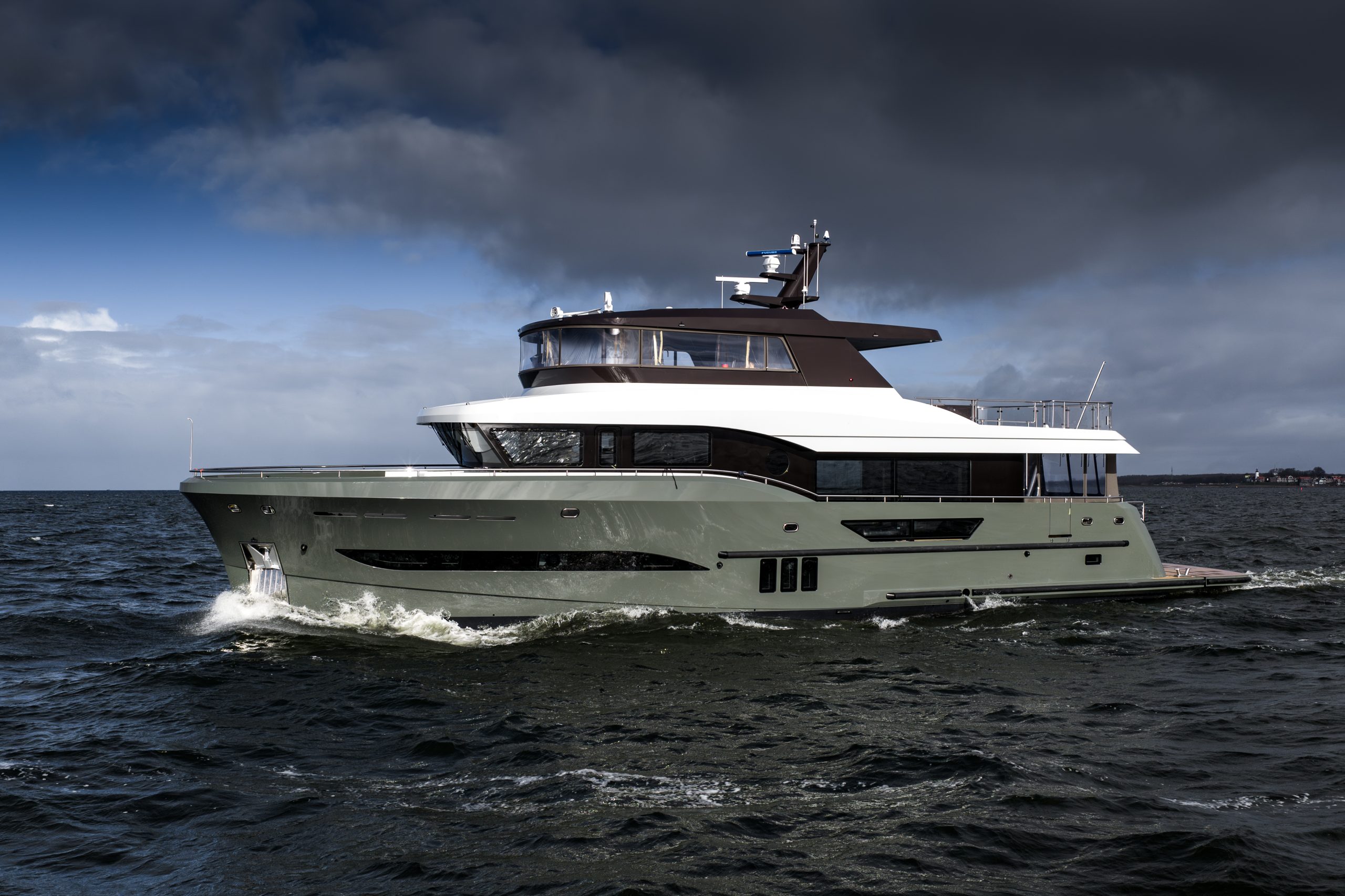 Ocean Explorer 85 — foto 2 van 10