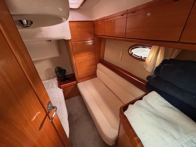 Bavaria 33 sport — foto 16 van 23