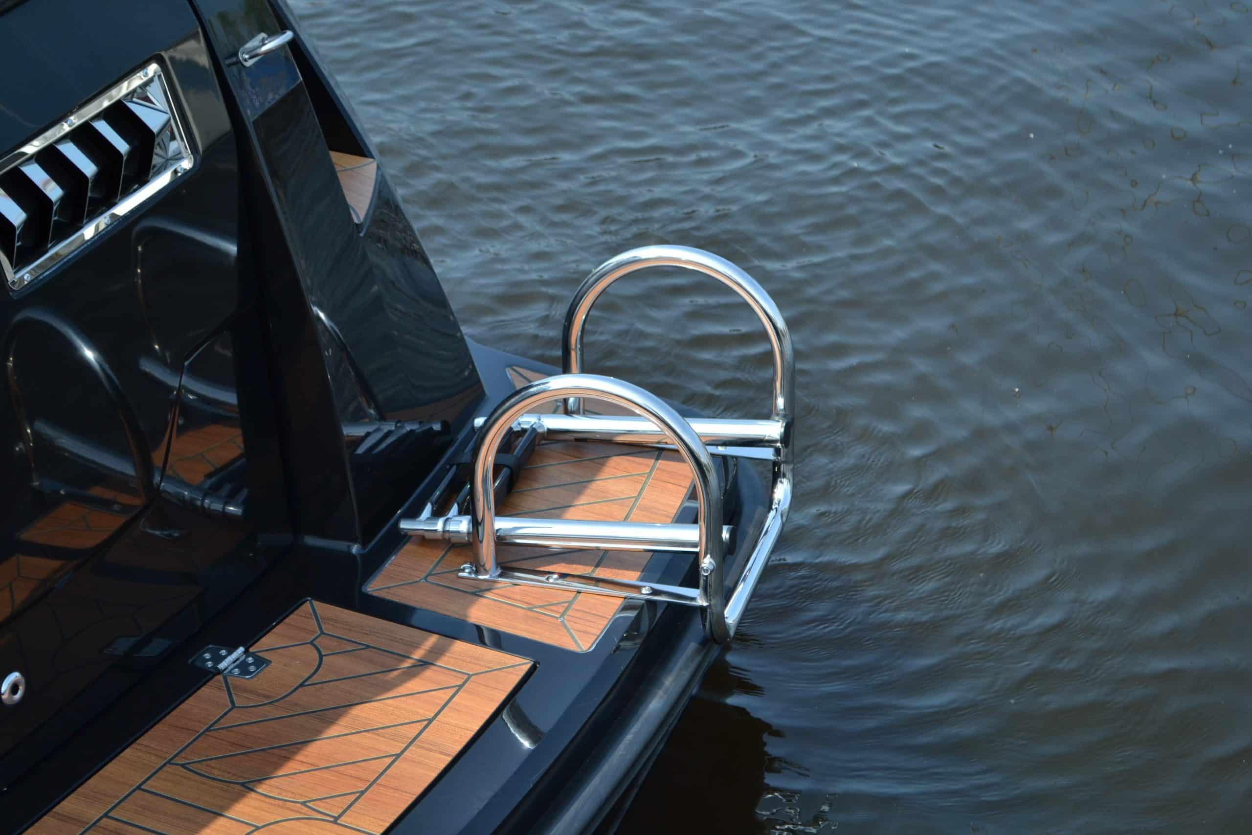 Corsiva 650 Tender — foto 14 van 15