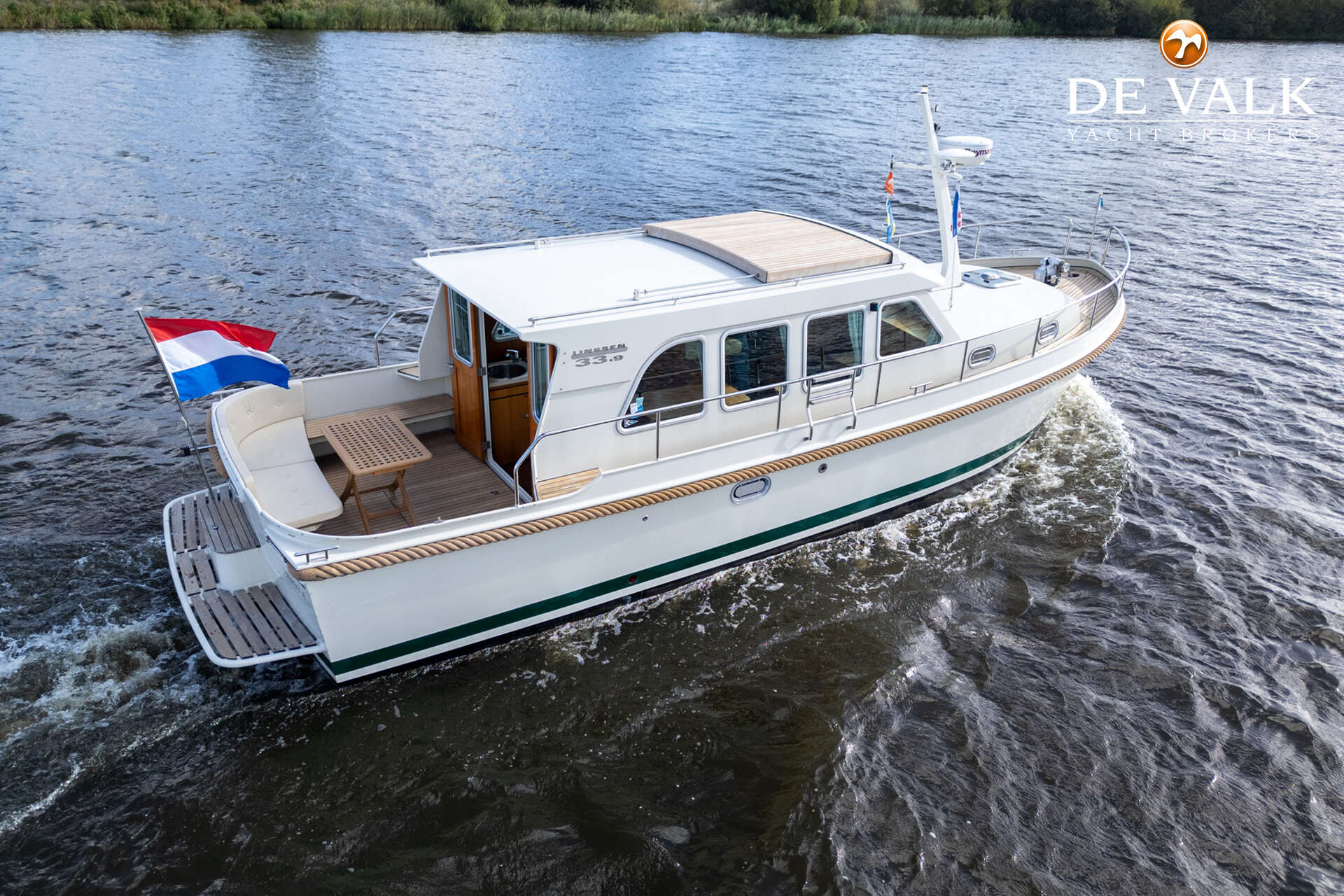 Linssen Grand Sturdy 33.9 Sedan — foto 2 van 39