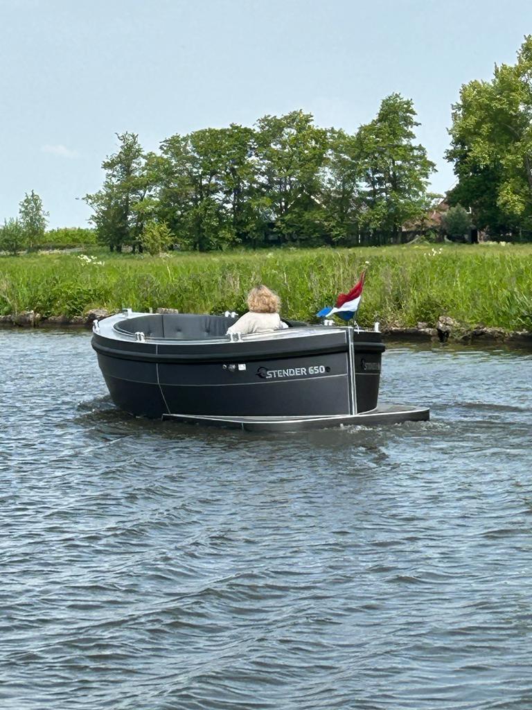 Stender 650 Aluminium DEMO Boot Aanbieding — foto 1 van 2