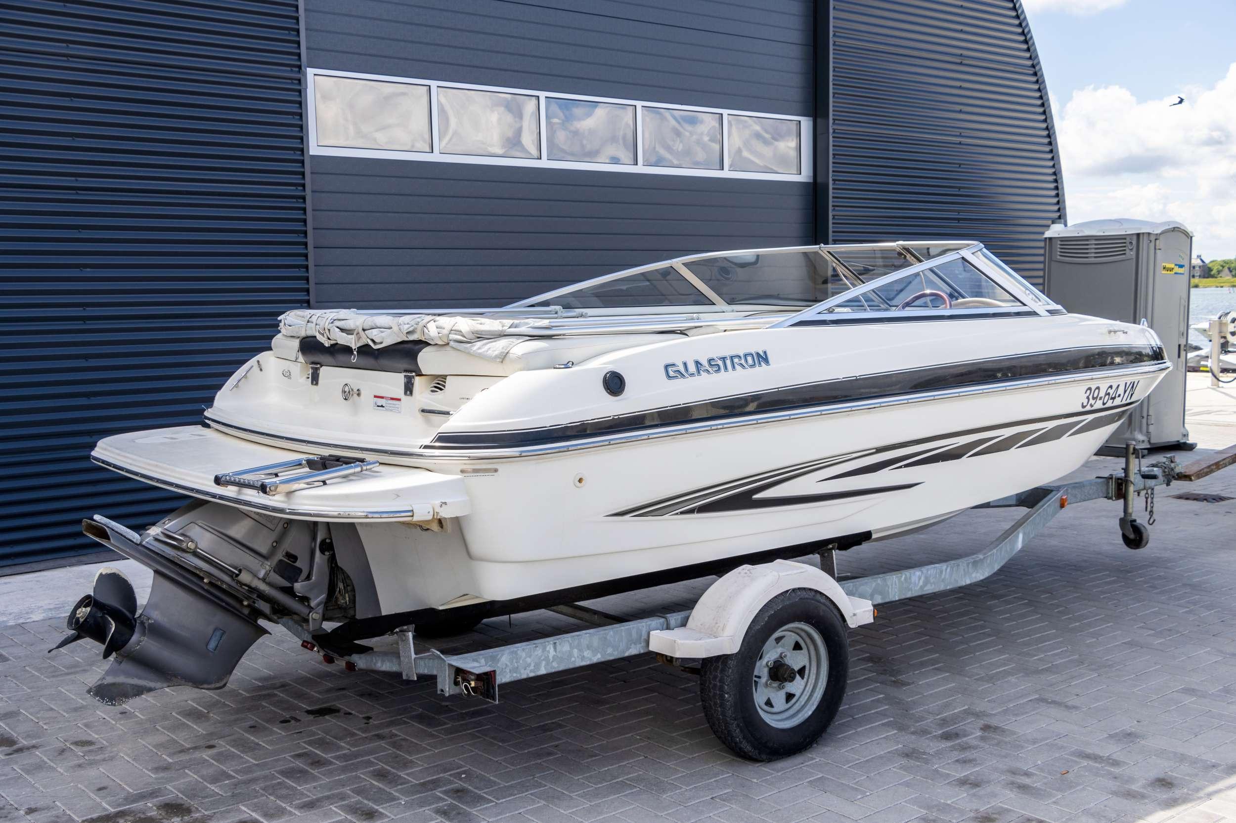 Glastron GT 185 — foto 27 van 29