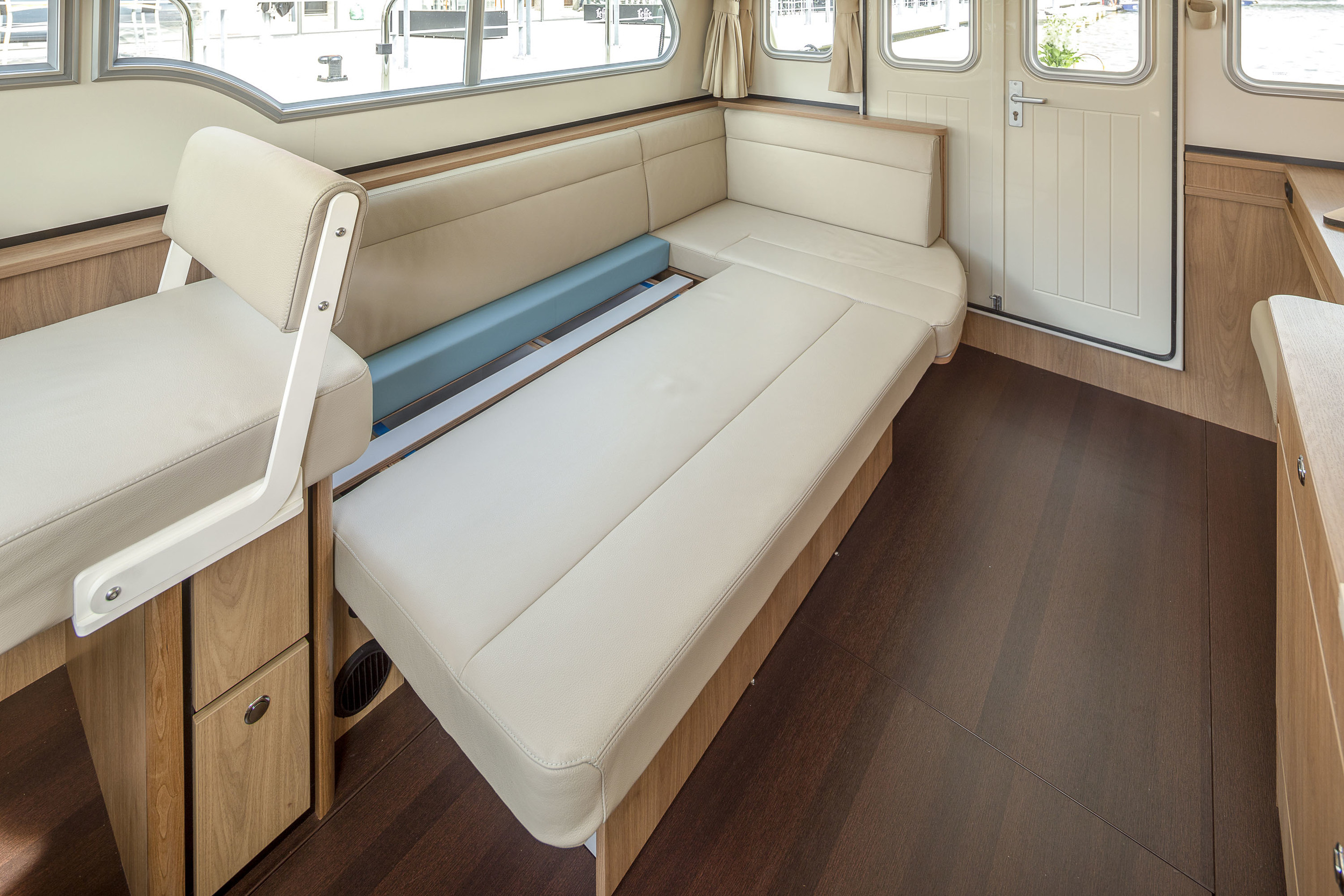 Linssen Grand Sturdy 30.0 Sedan INTERO — foto 18 van 30