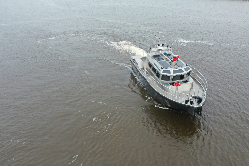 ALUMAX WORKER 41– High-Speed Firefighting & Multipurpose Aluminium Workboat — foto 7 van 13