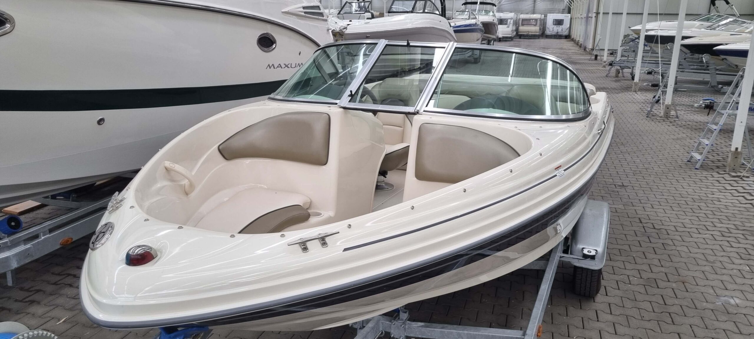 Sea Ray 180 Sport — foto 10 van 11