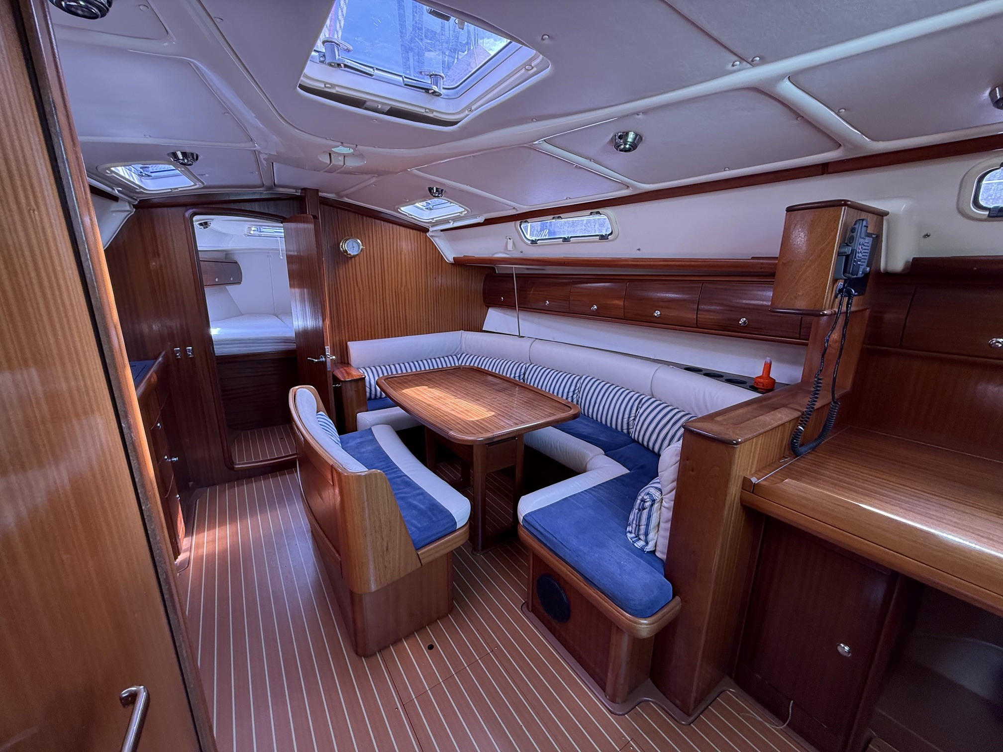 Bavaria 38-3 — foto 4 van 13