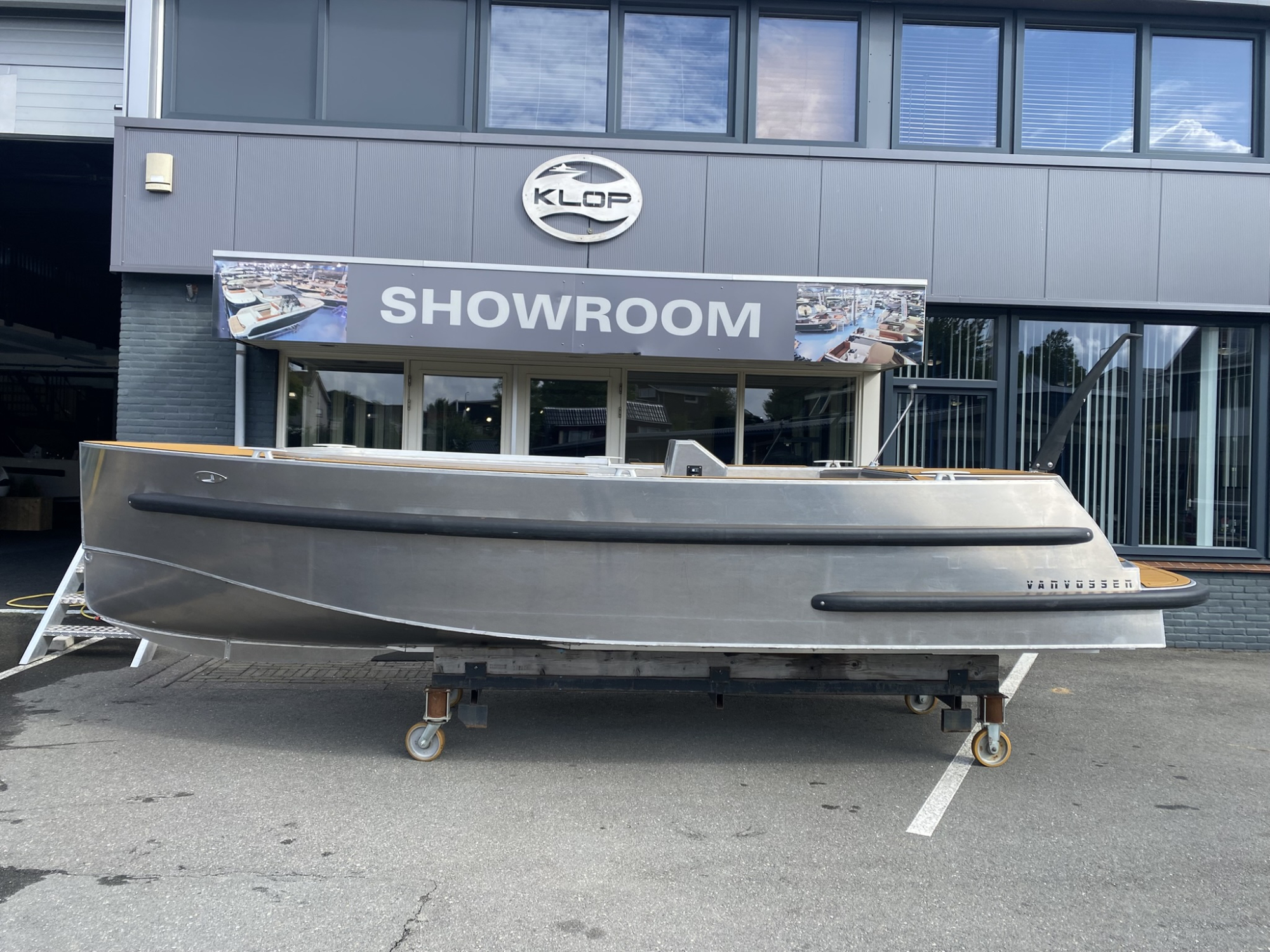 Van Vossen VanVossen tender 600 - Op voorraad!