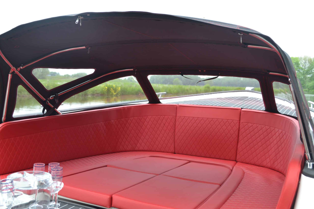 Waterspoor 777 Aviator | Luxe diesel/hybride tender | Vanaf €79.950,- — foto 8 van 11