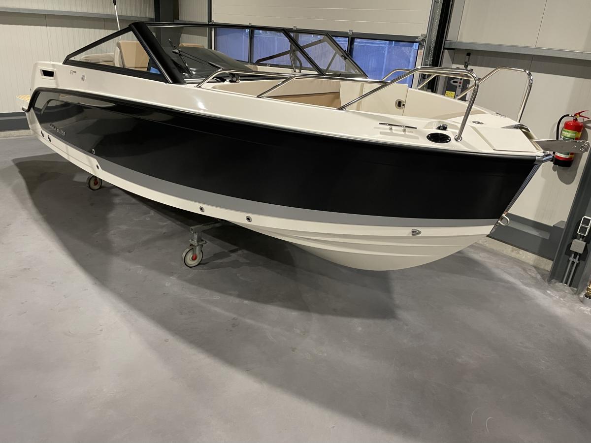 Quicksilver 675 Bowrider