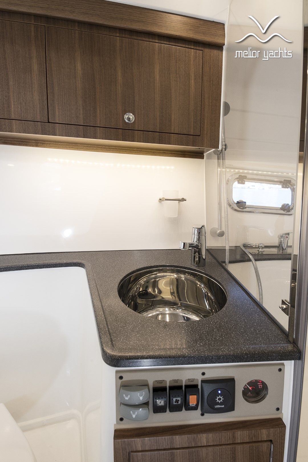 Saga 385 - Edition Walnut Interior — foto 25 van 56