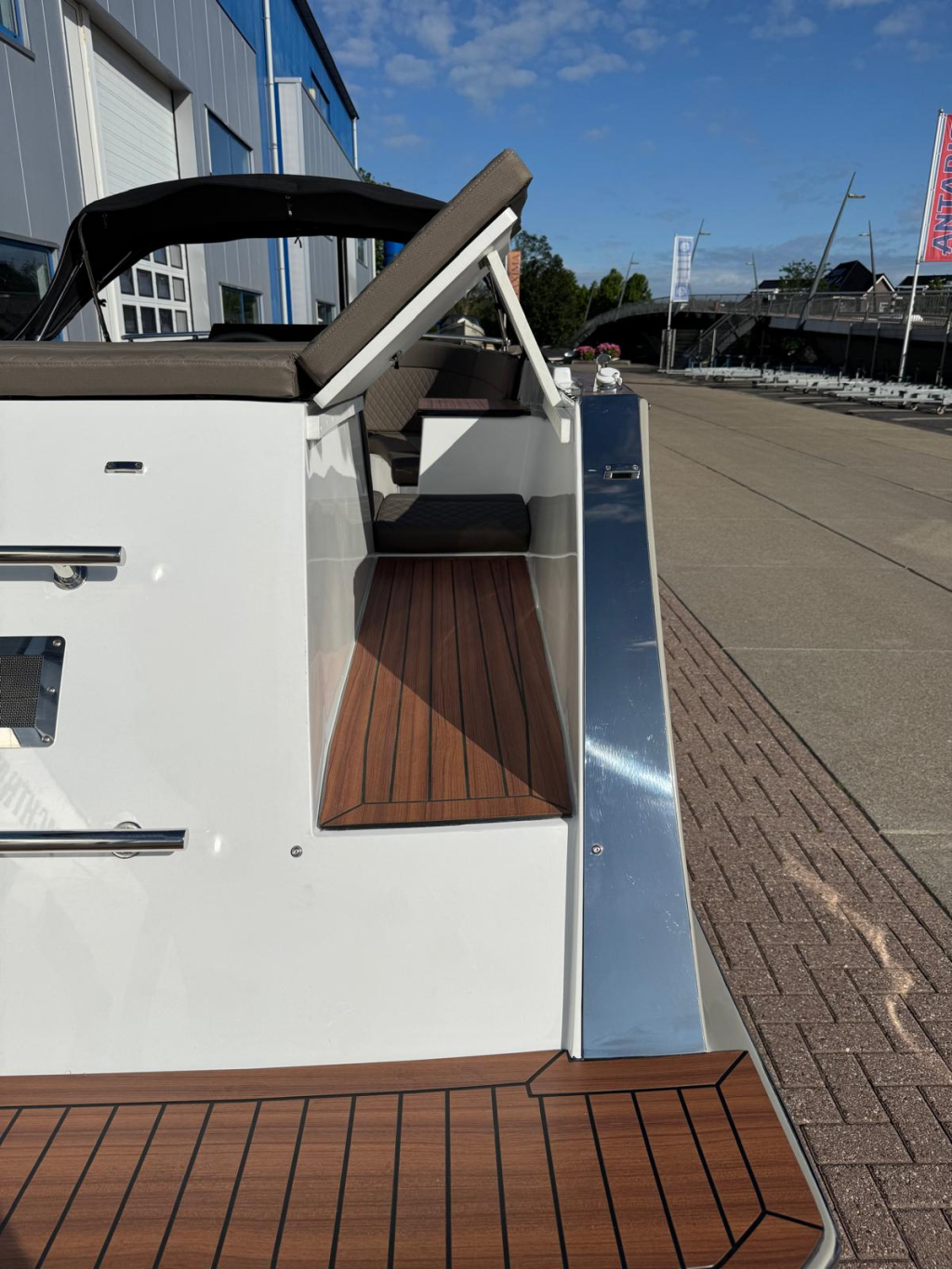 Maxima 630 - Vernieuwd model met Honda 30 pk en vast roer — foto 13 van 26