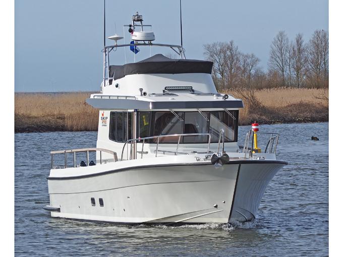 Oy Botnia Marin AB, Malax (Finland) Targa 37 Flybridge — foto 3 van 11