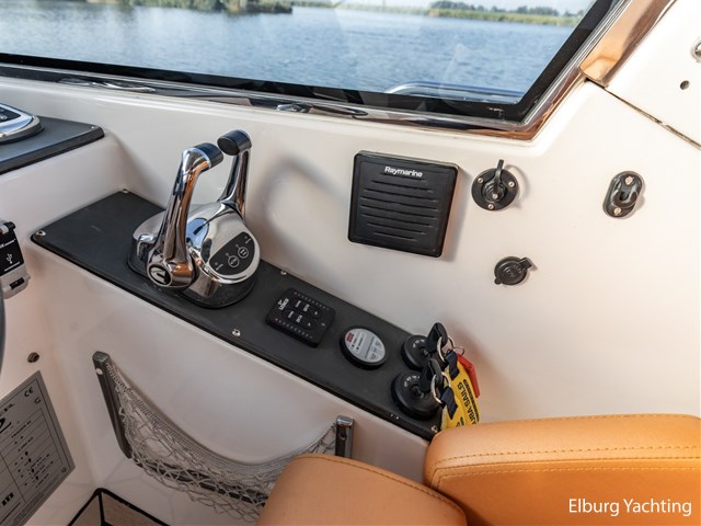 Trader 42 - Cabrio — foto 13 van 76