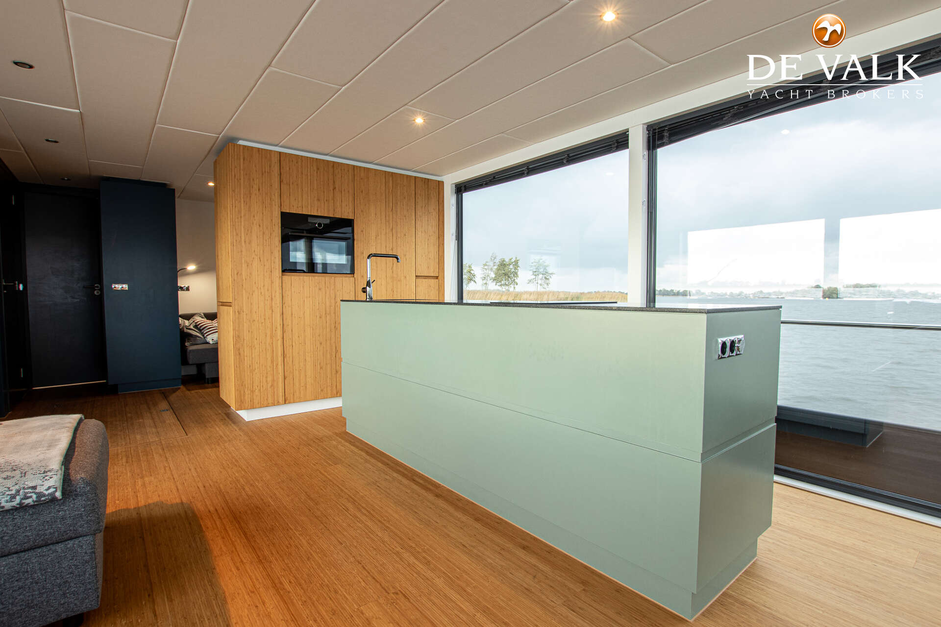Houseboat Waterloft Luxemotor — foto 22 van 44