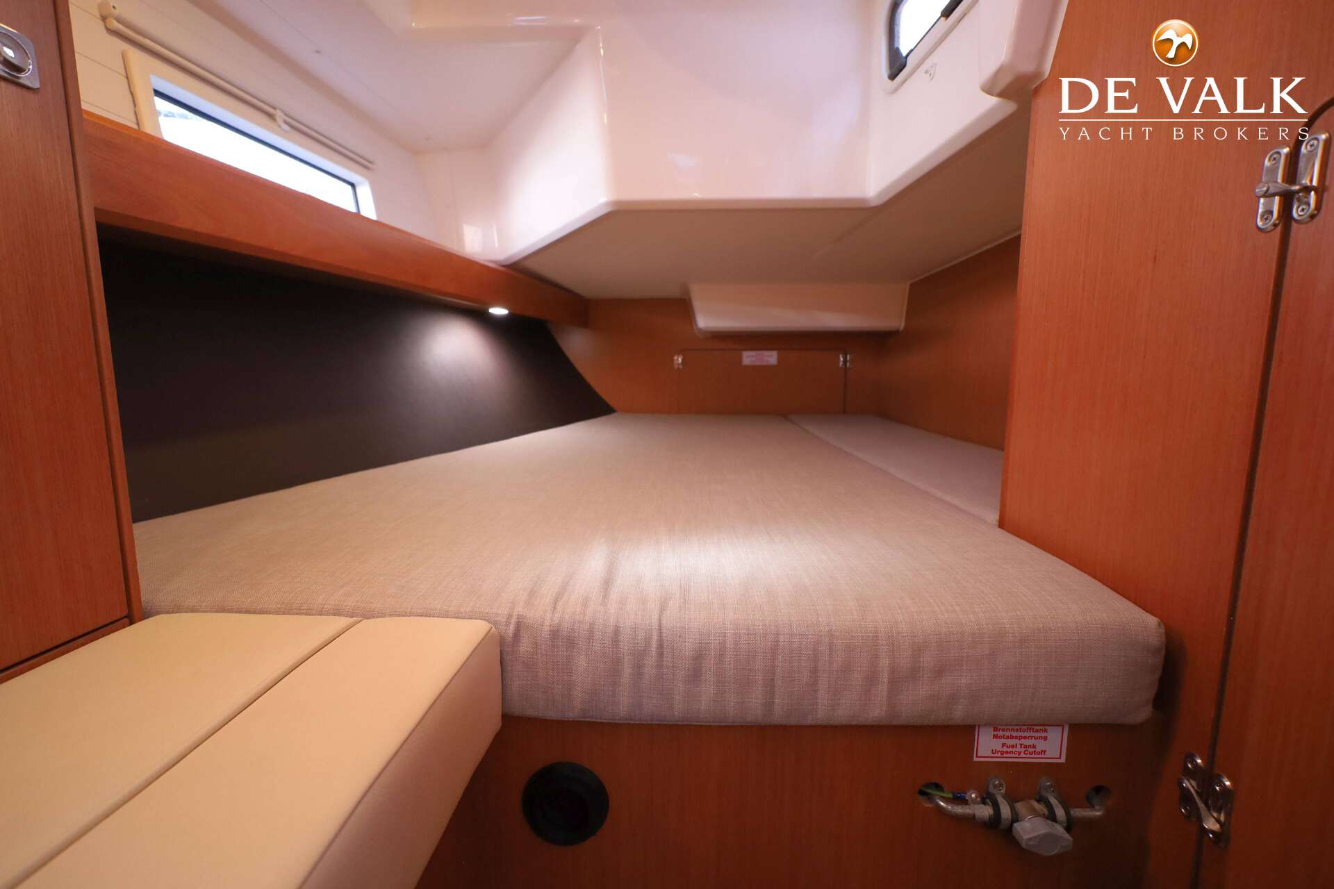 Bavaria Cruiser 37 — foto 32 van 35