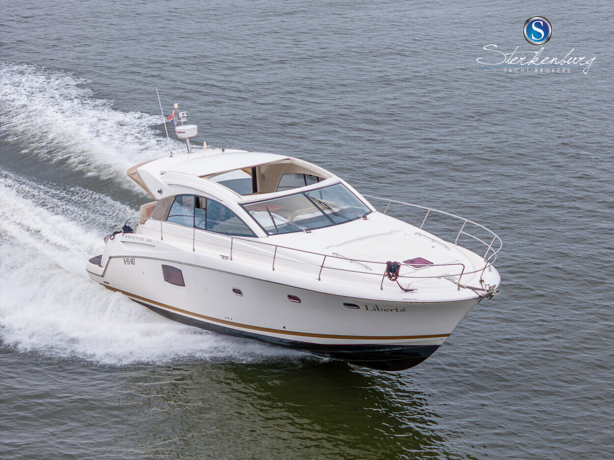Jeanneau Prestige 42 S — foto 1 van 49