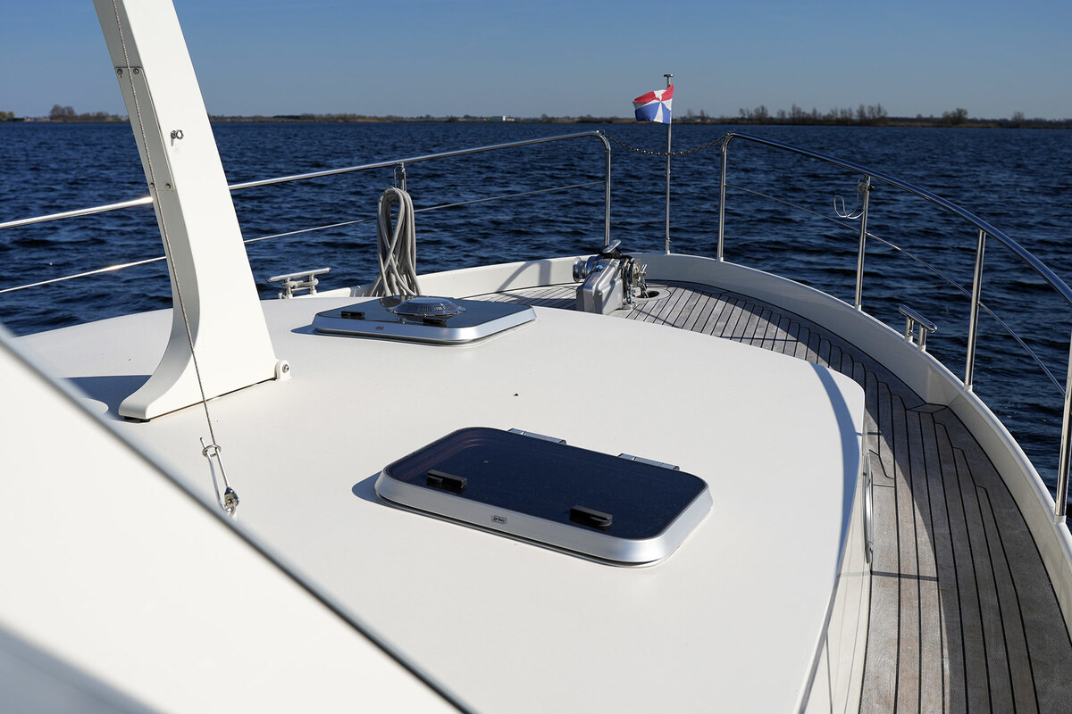 Linssen Grand Sturdy 410 AC Variotop met stabilisator — foto 13 van 79