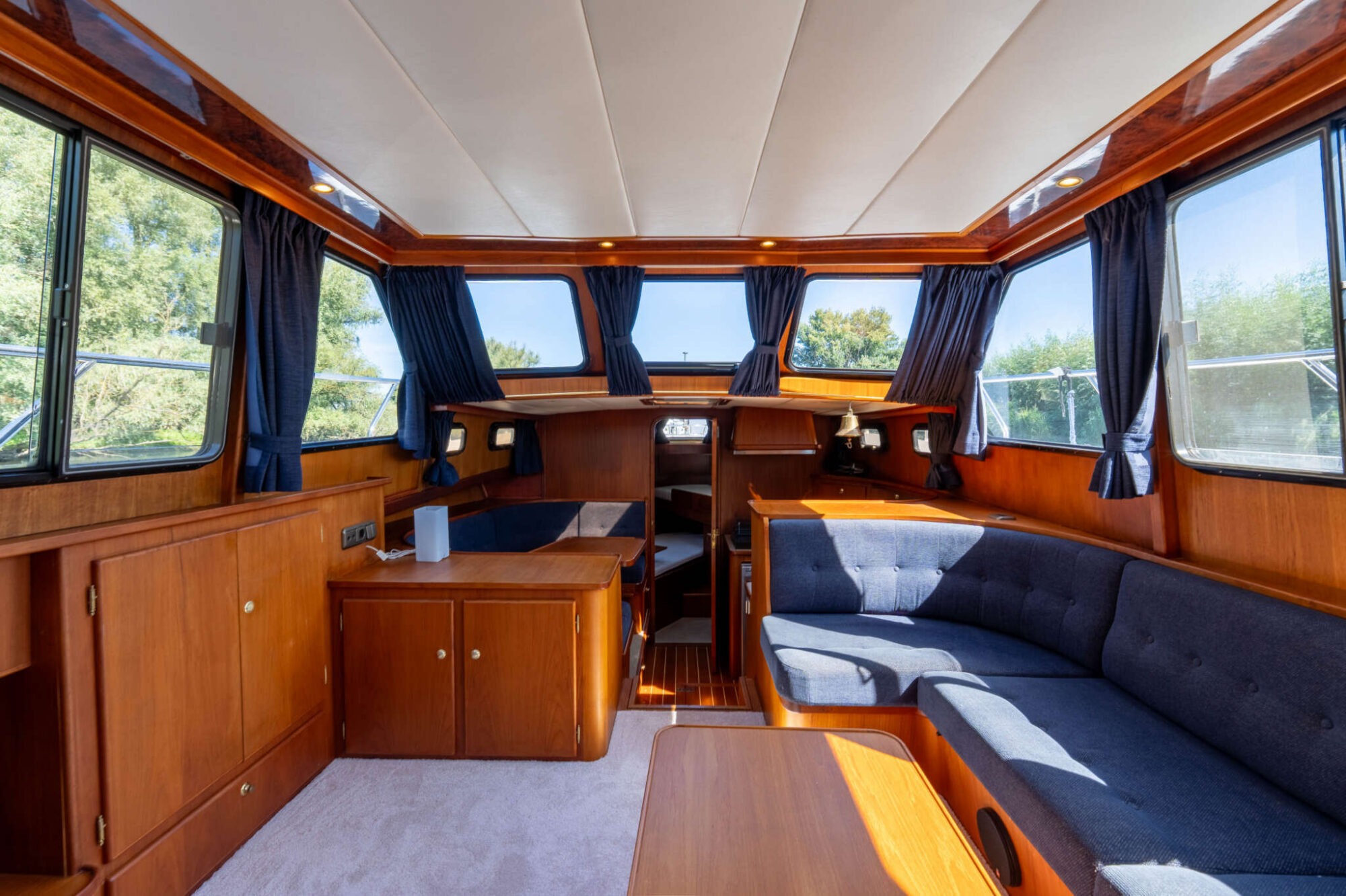 Explorer Classic 14.00 AK Cabrio — foto 2 van 49