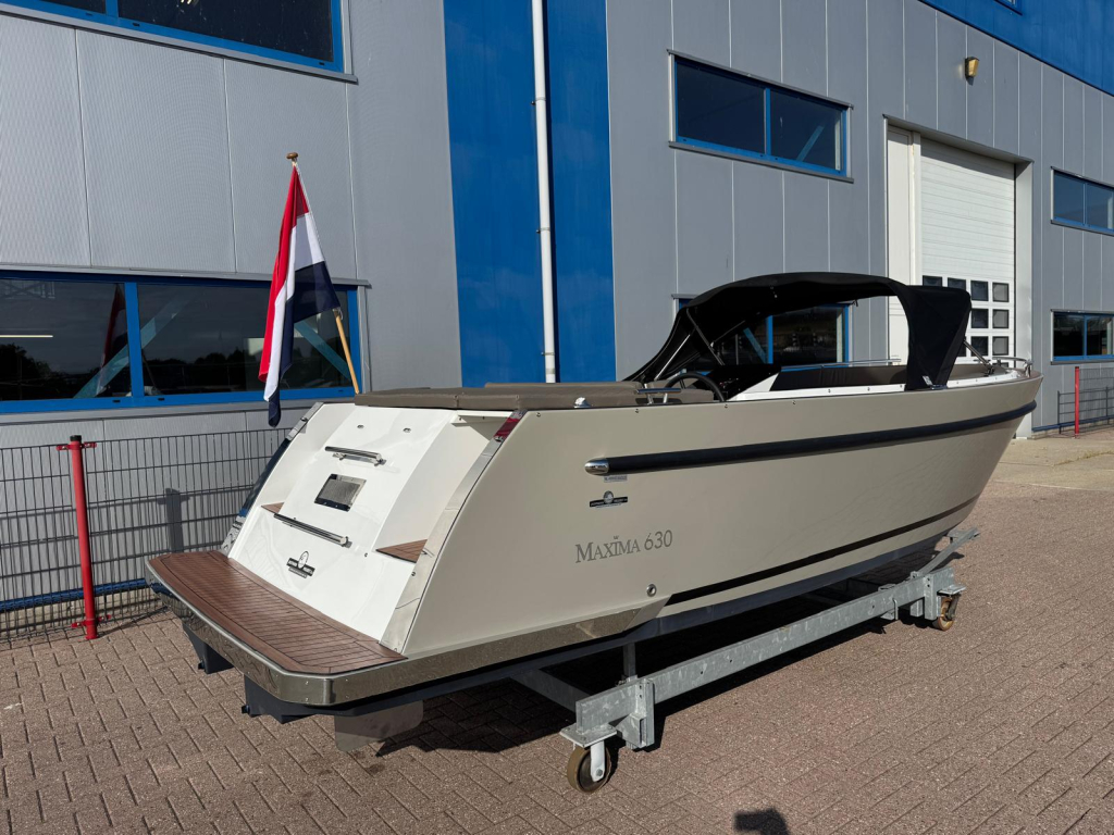 Maxima 630 - Vernieuwd model met Honda 30 pk en vast roer — foto 7 van 26